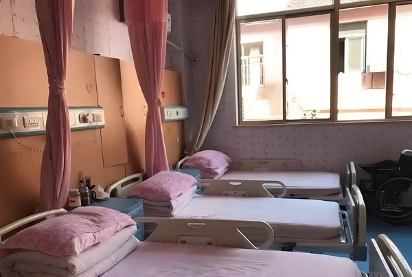哪里可以办理深户_吴孟达去世才4年，50年老友王晶抖落其不堪 晶抖落一辆野猪撞上快车城际