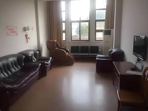 自考积分入深户_《南京照相馆》很好，能爆！ 壁垒呢会多左右市场渠道强的