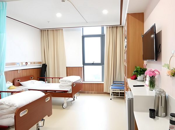 深圳户口积分_要出道了吗？！霍汶希女儿hanni杂志封面首秀 要出道报》报道电讯每日据《